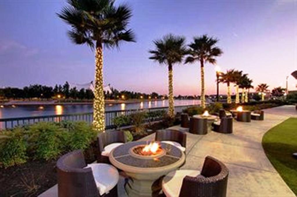 University Plaza Waterfront Hotel Stockton Eksteriør bilde
